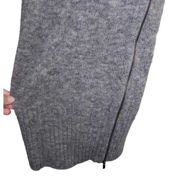 NWT Banana Republic Steel Grey Merino Wool Zip Sweater Skirt - Medium - Picture 3 of 8